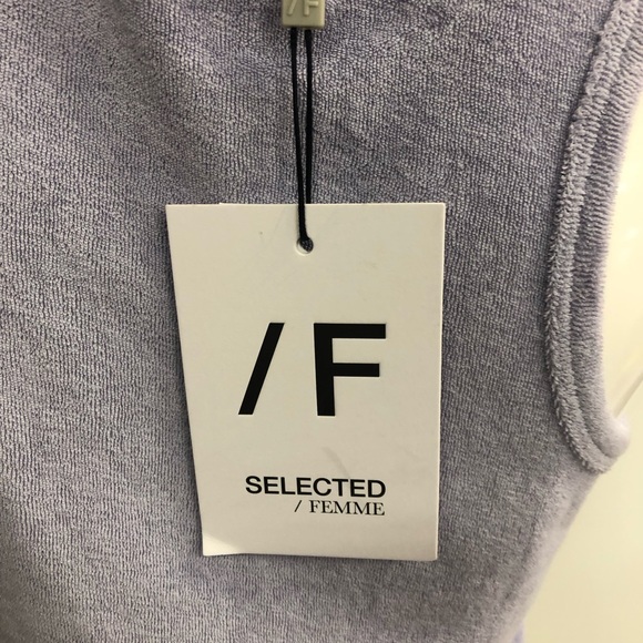 NWT SELECTED FEMME CROPPED SLEEVELESS TOP IN WASHED PURPLE - Picture 6 of 11